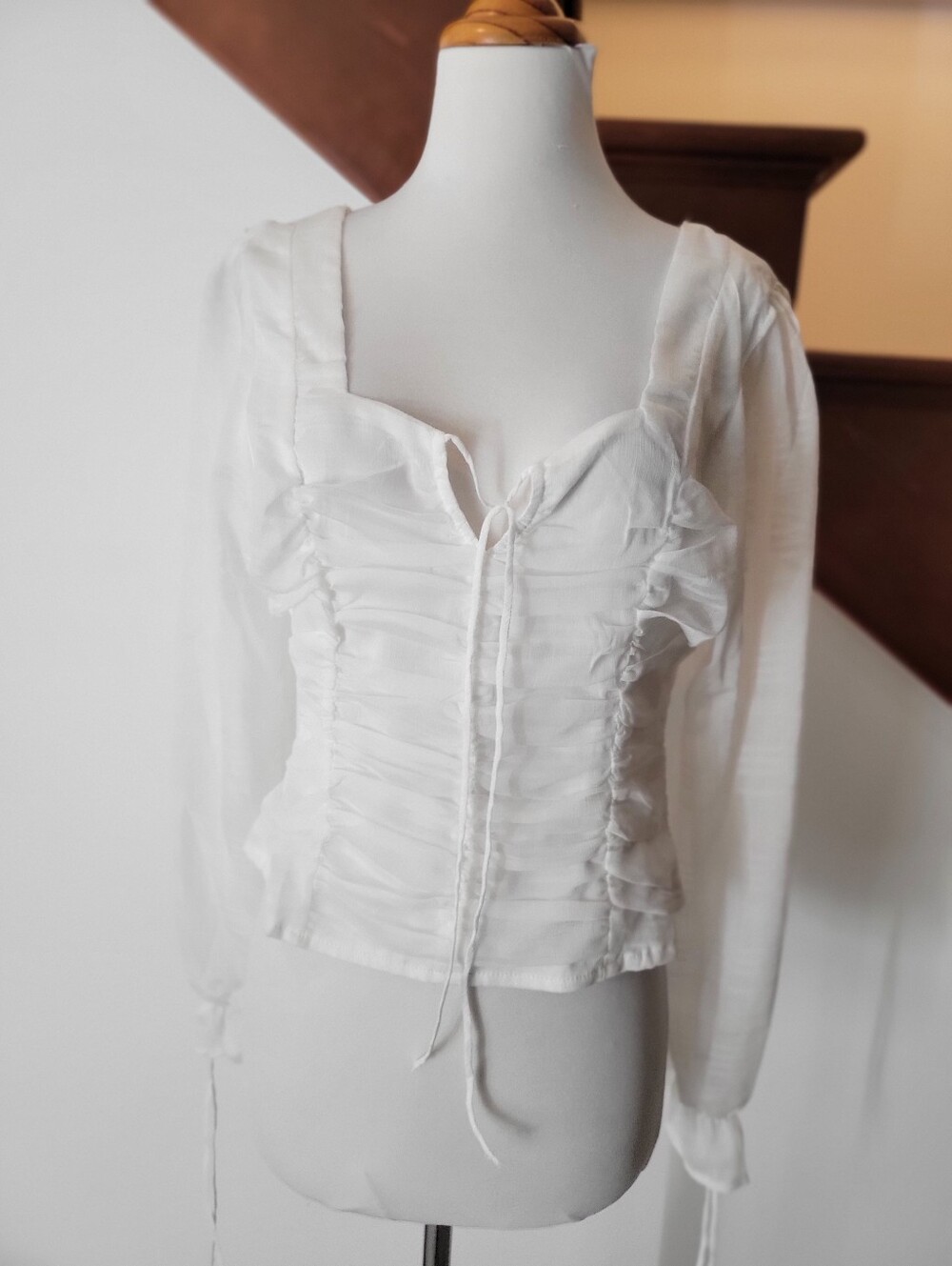 Francesca's Collections White Ruffled Square-Neck Crop Top Size L NEW